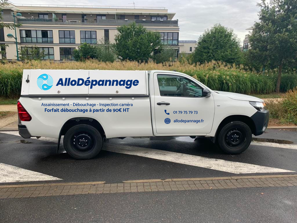 Photo-Hydrocureur Camion AlloDépannage